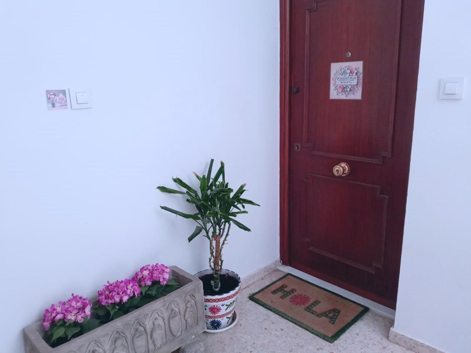 Roberta'S Guest House Севилья Экстерьер фото