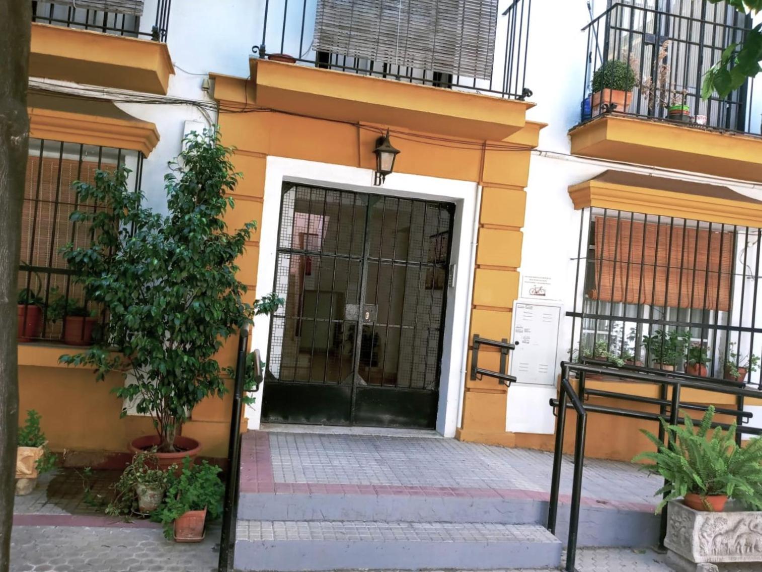Roberta'S Guest House Севилья Экстерьер фото
