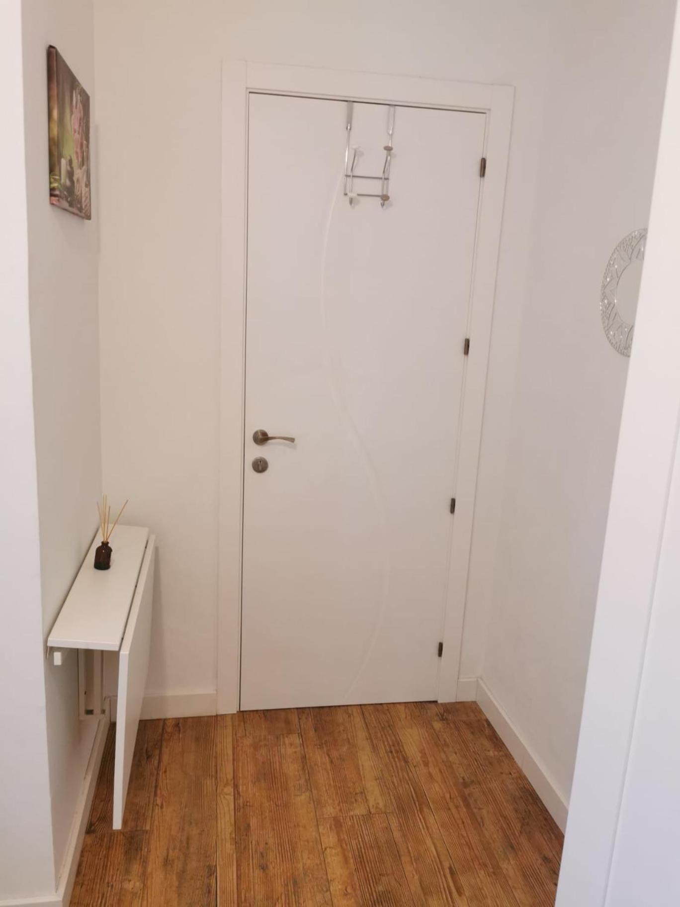 Roberta'S Guest House Севилья Экстерьер фото